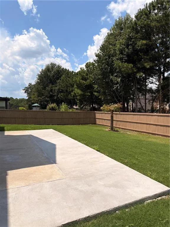 559 Madison Park Drive Grayson, GA 30017