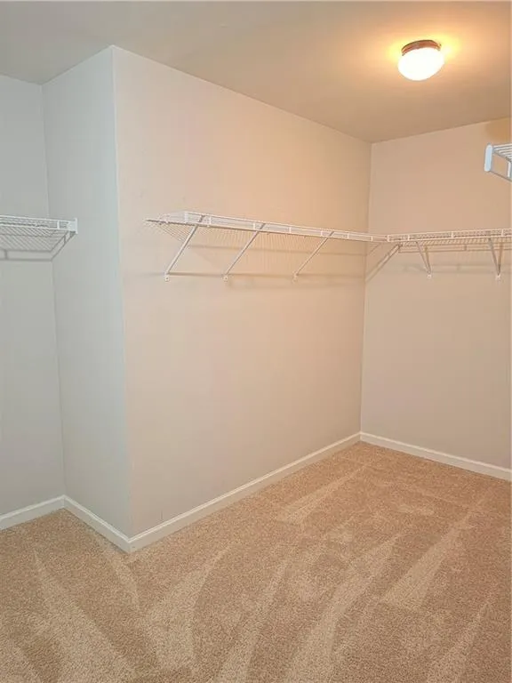 559 Madison Park Drive Grayson, GA 30017