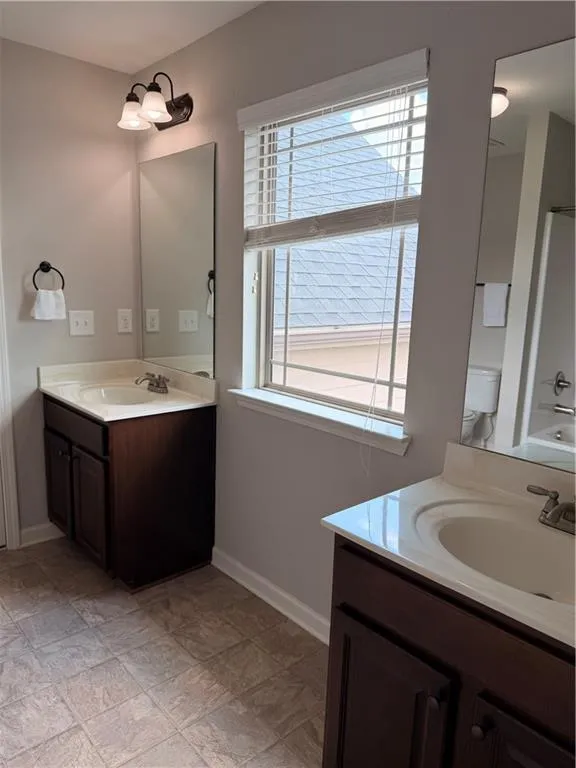 559 Madison Park Drive Grayson, GA 30017