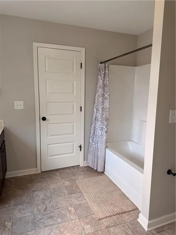 559 Madison Park Drive Grayson, GA 30017
