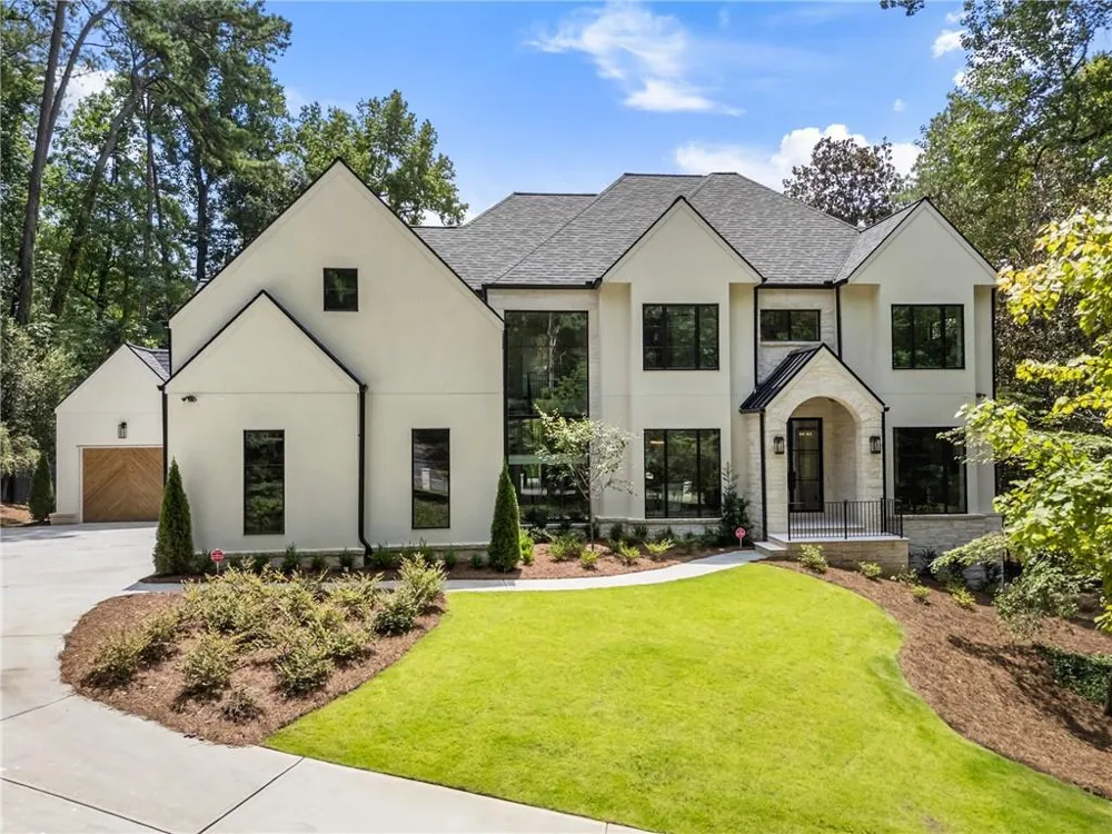 388 Londonberry Rd NW Sandy Springs, GA 30327