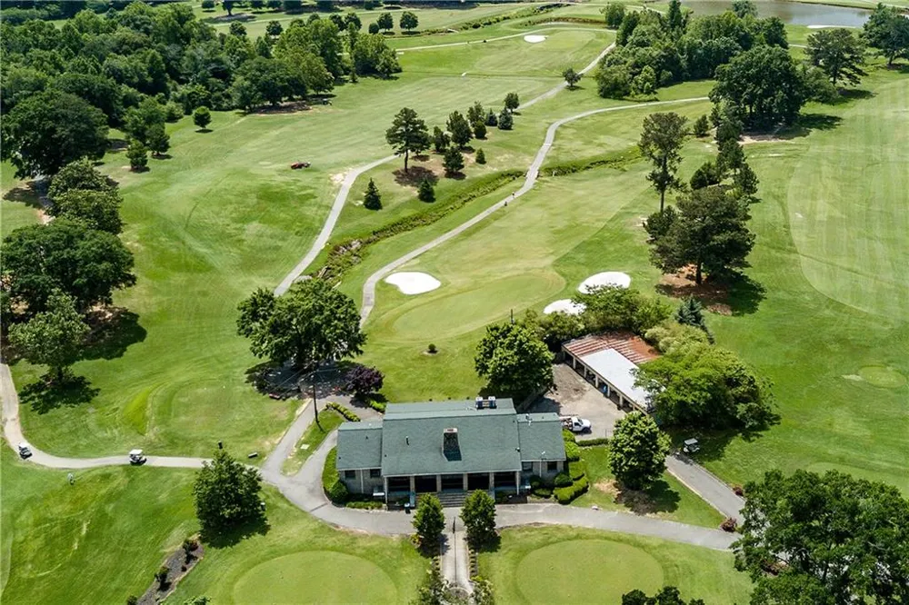 388 Londonberry Rd NW Sandy Springs, GA 30327