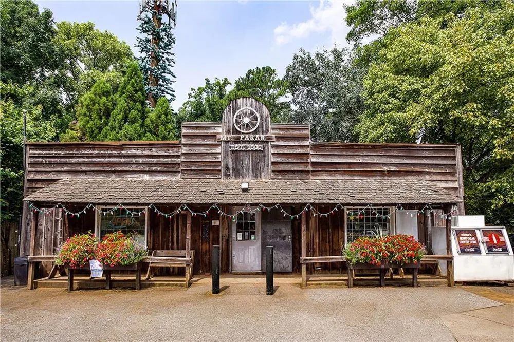 388 Londonberry Rd NW Sandy Springs, GA 30327