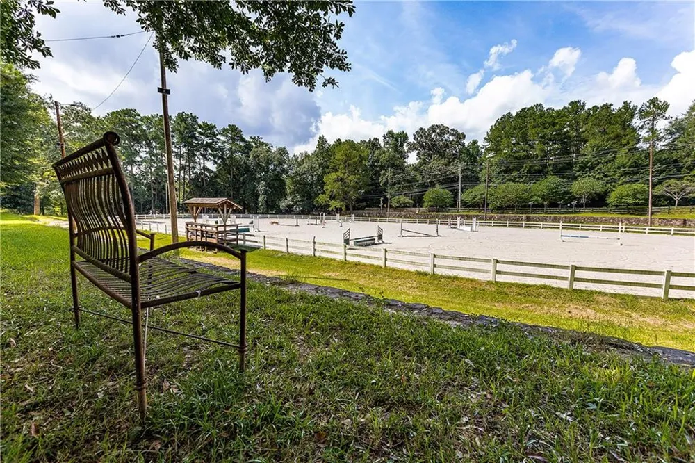 388 Londonberry Rd NW Sandy Springs, GA 30327