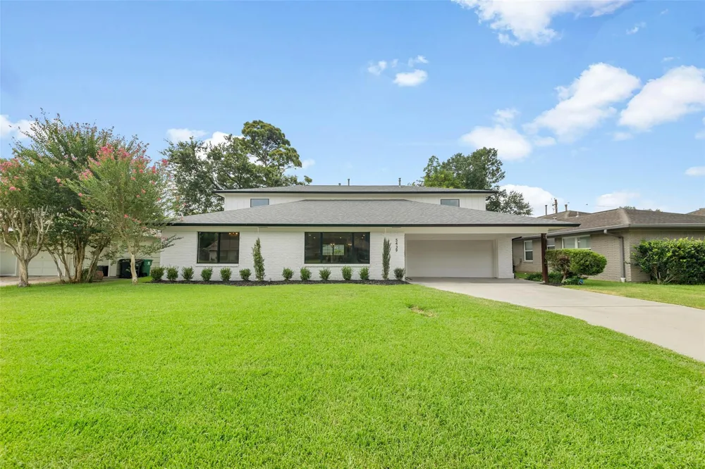5439 Kinglet Street Houston, TX 77096