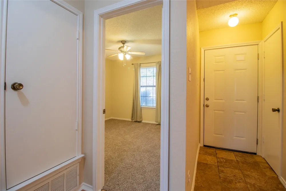 8220 Willis Lane Watauga, TX 76148