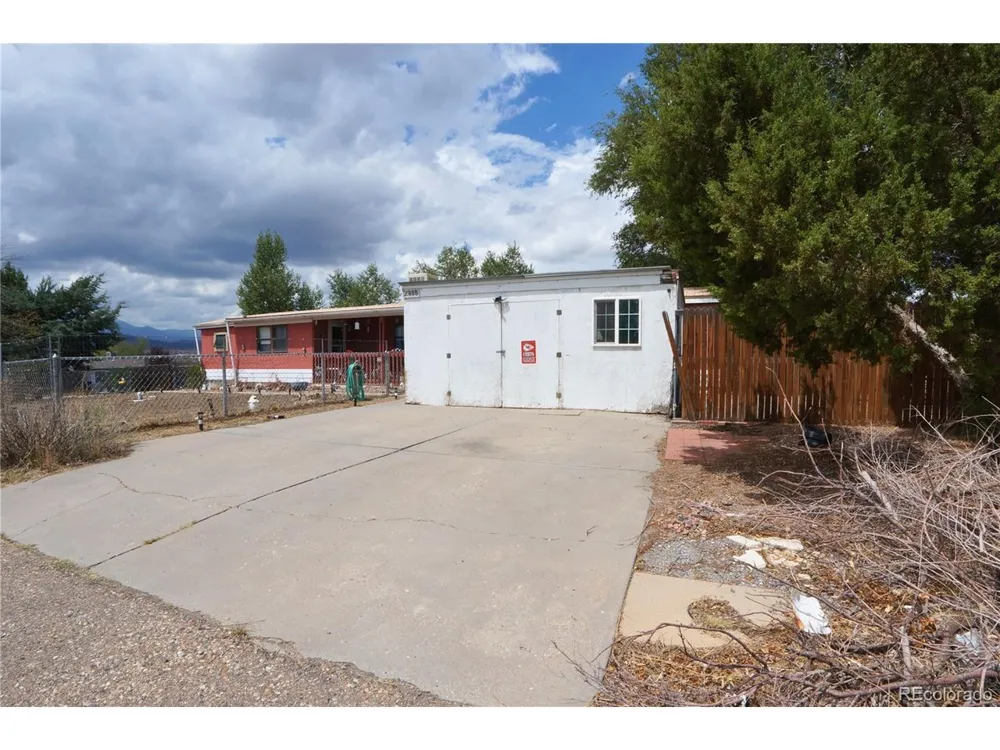 2835 Blue Spruce Drive Colorado City, CO 81019