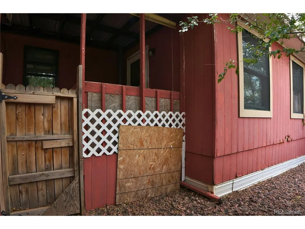 2835 Blue Spruce Drive Colorado City, CO 81019