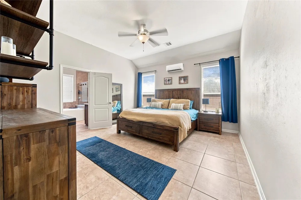 234 Dale Ridge Lane Dickinson, TX 77539