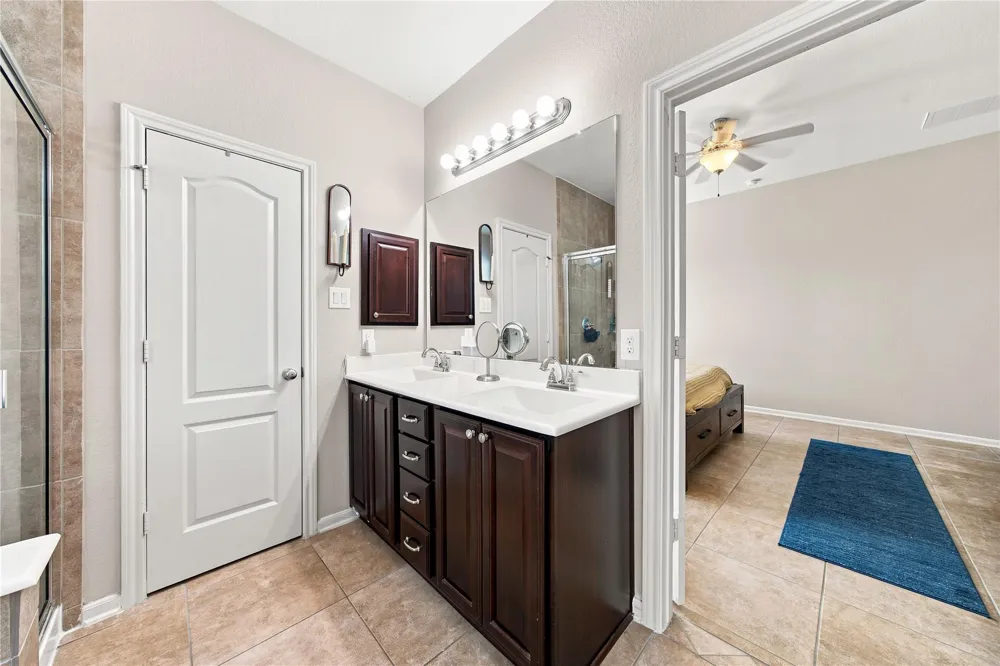 234 Dale Ridge Lane Dickinson, TX 77539