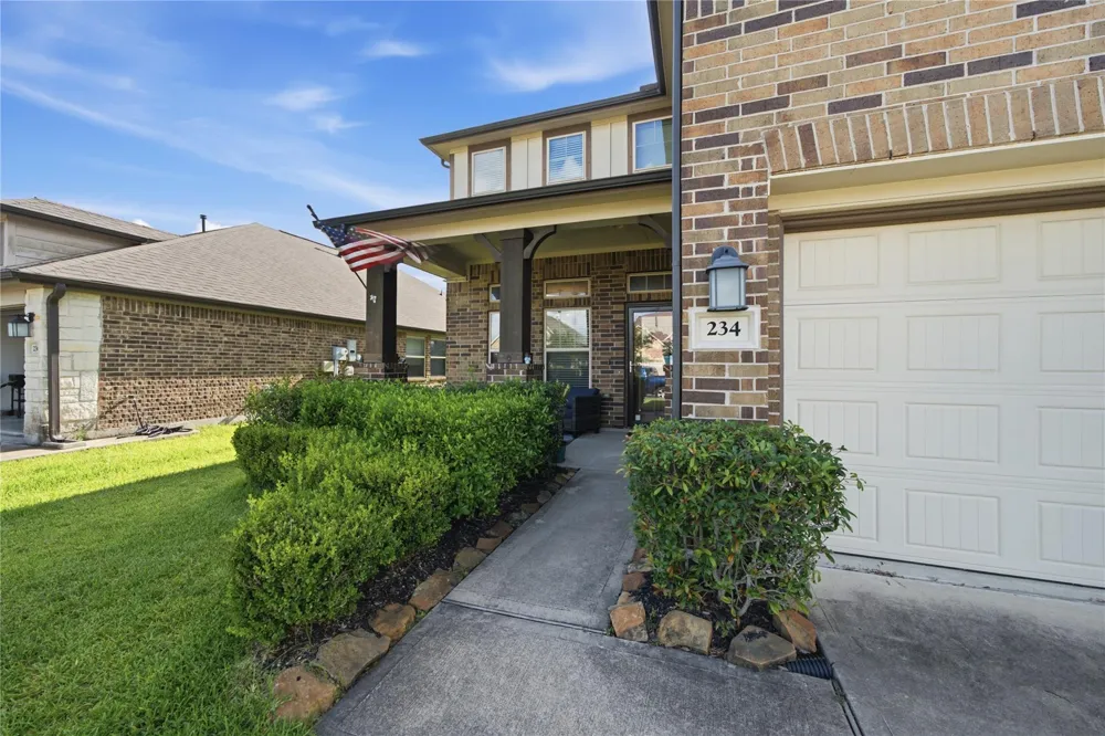 234 Dale Ridge Lane Dickinson, TX 77539