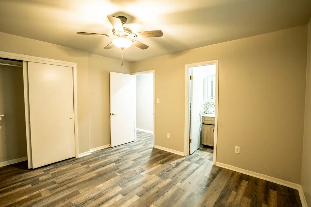 1105 W Saint Louis Avenue Seadrift, TX 77983