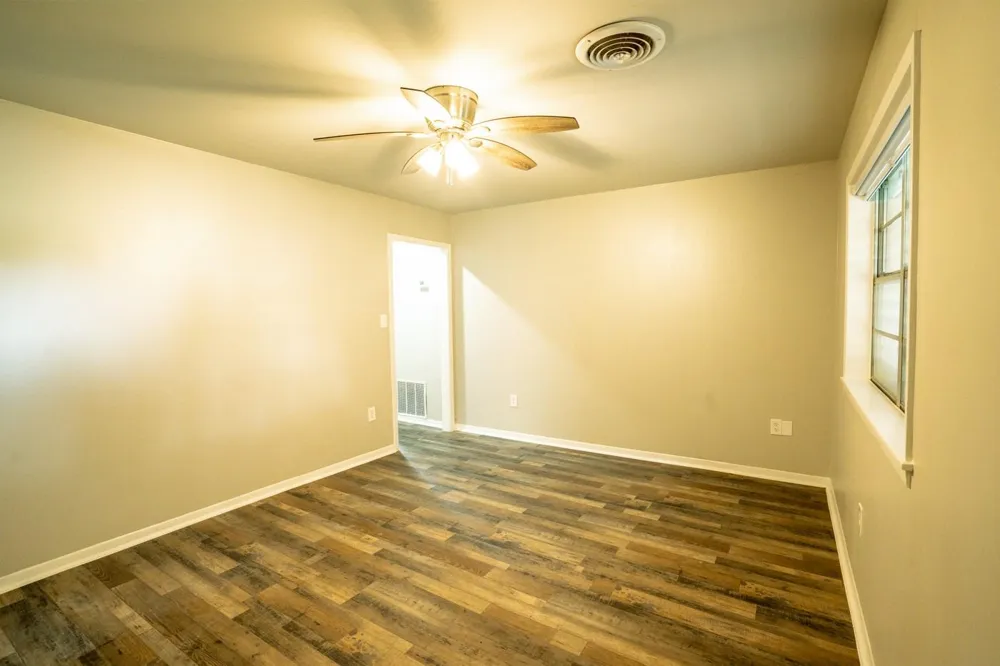 1105 W Saint Louis Avenue Seadrift, TX 77983
