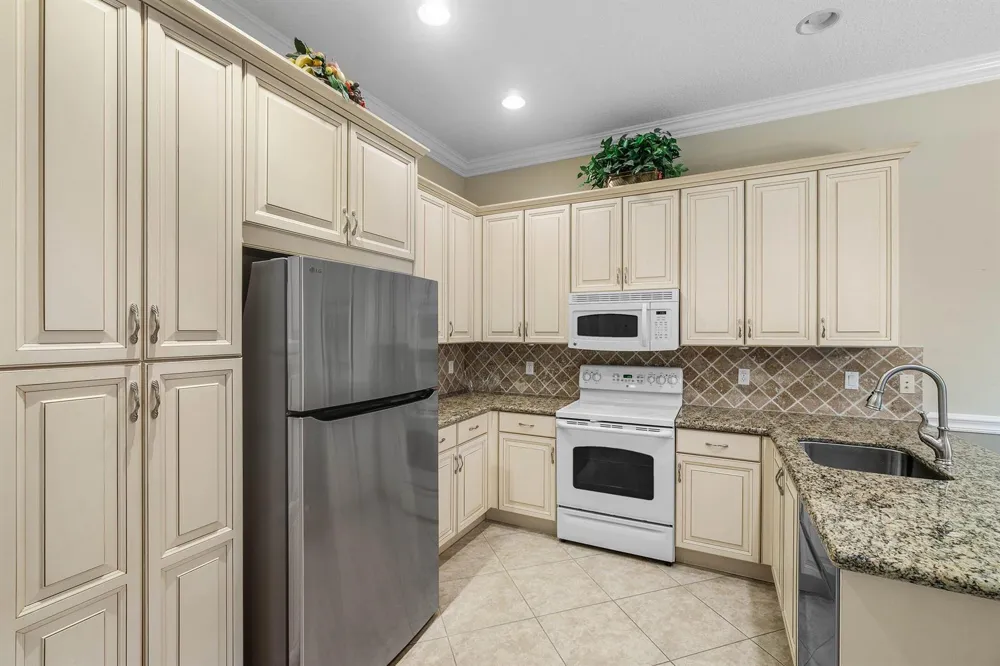 7410 Ringwood Terrace Boynton Beach, FL 33437
