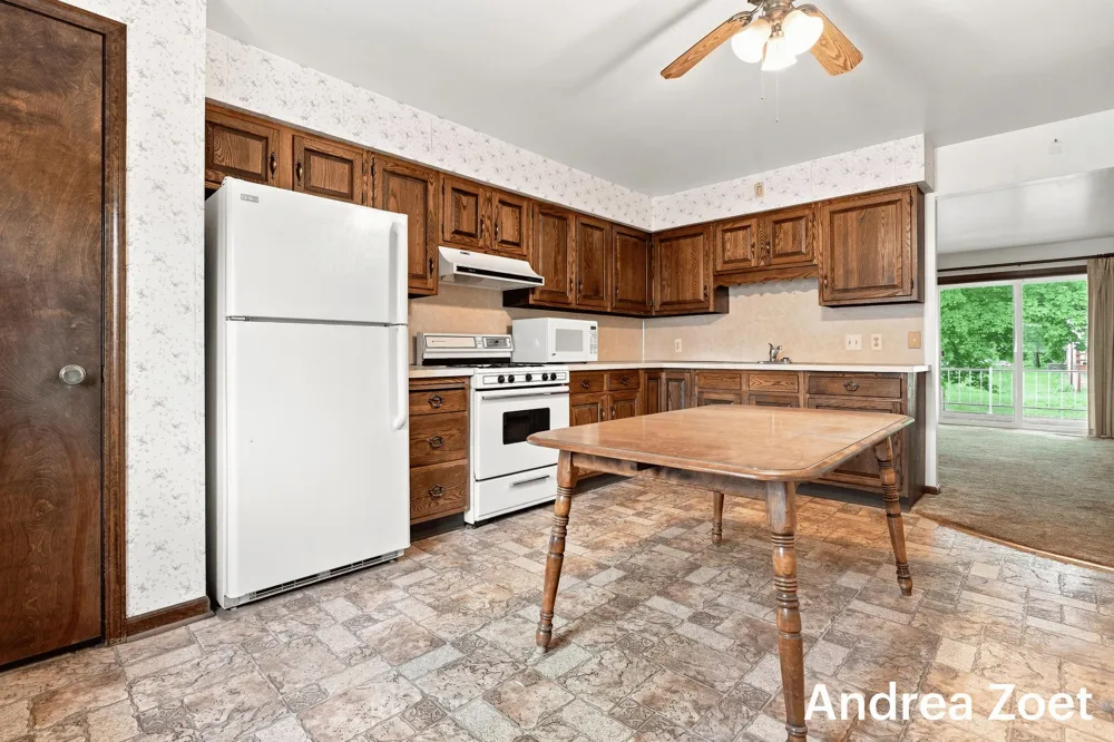 5773 Leisure South Drive SE Kentwood, MI 49548