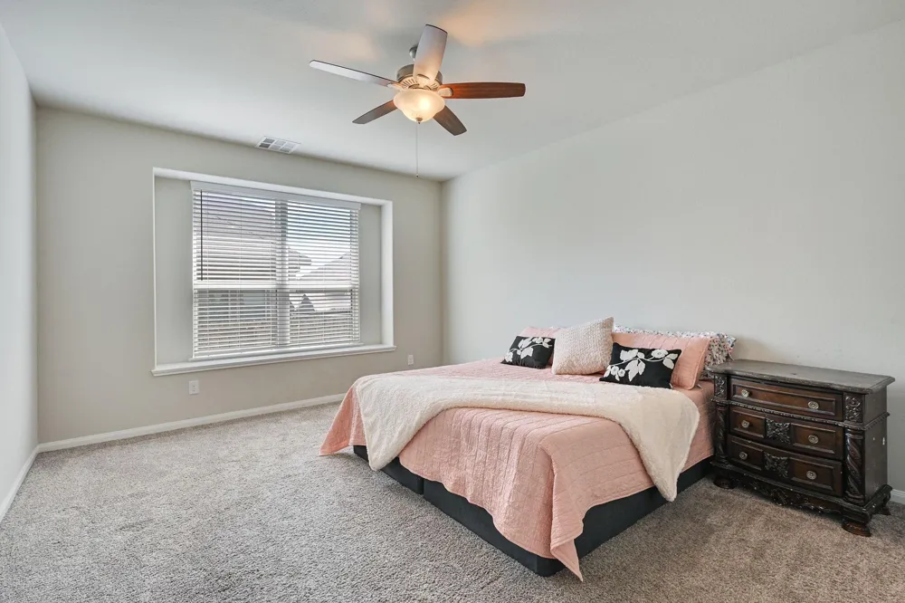 4706 Los Pines Way Bryan, TX 77807