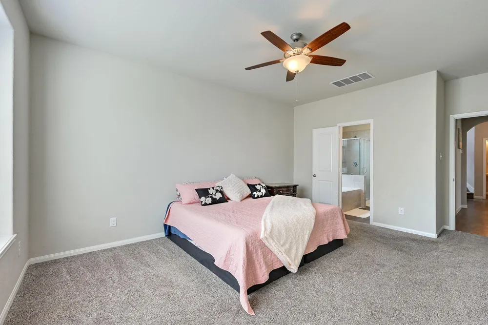 4706 Los Pines Way Bryan, TX 77807