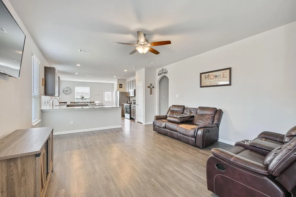 4706 Los Pines Way Bryan, TX 77807