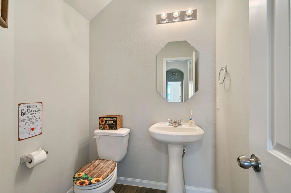 4706 Los Pines Way Bryan, TX 77807