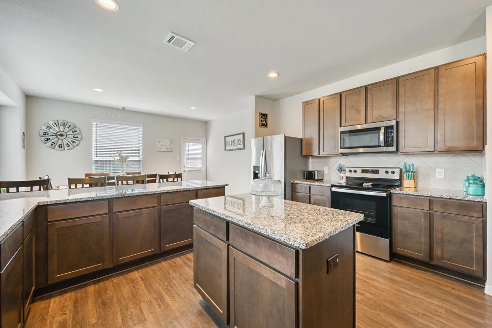 4706 Los Pines Way Bryan, TX 77807