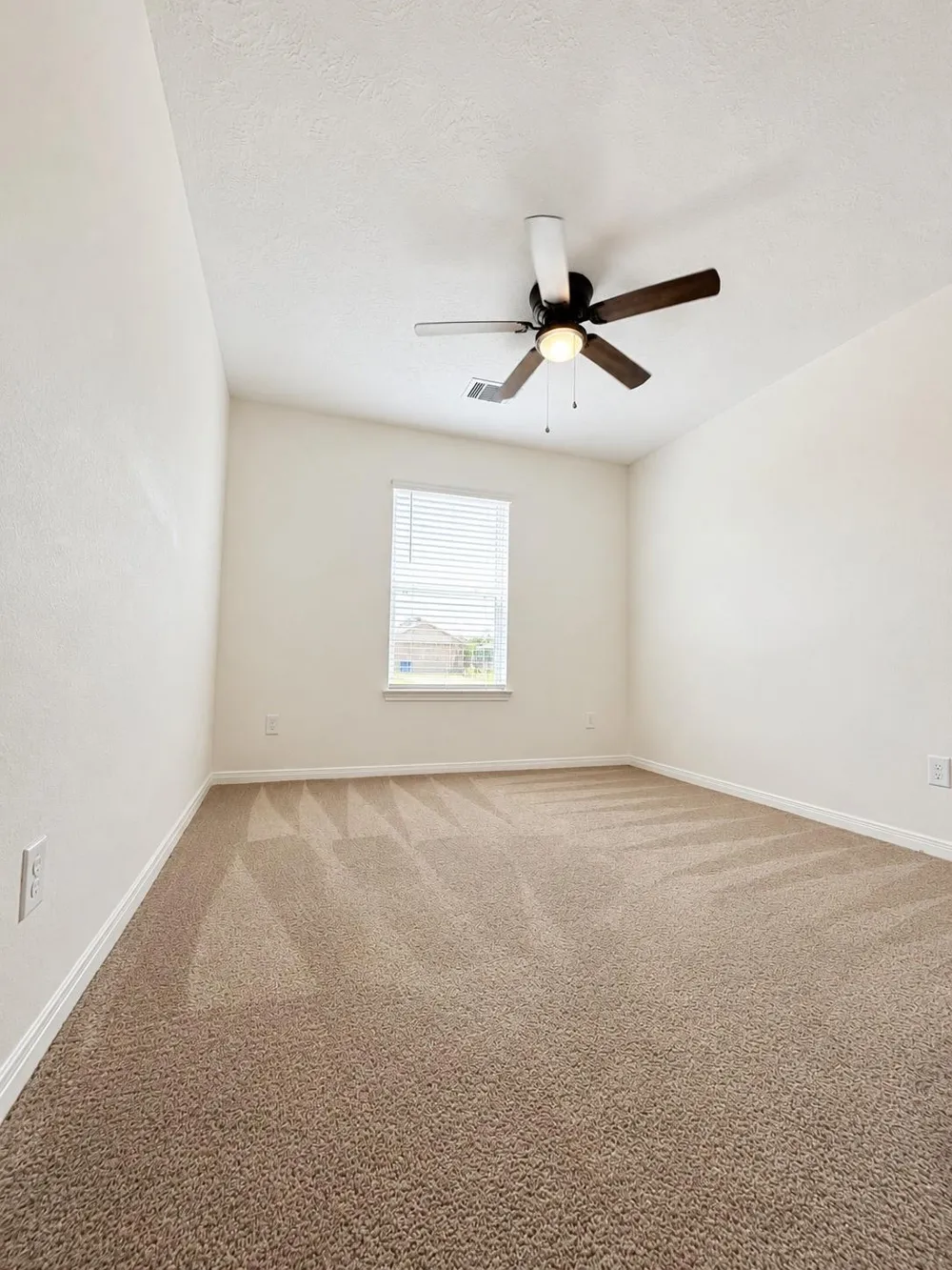 1710 Vista Luna Drive Texas City, TX 77591