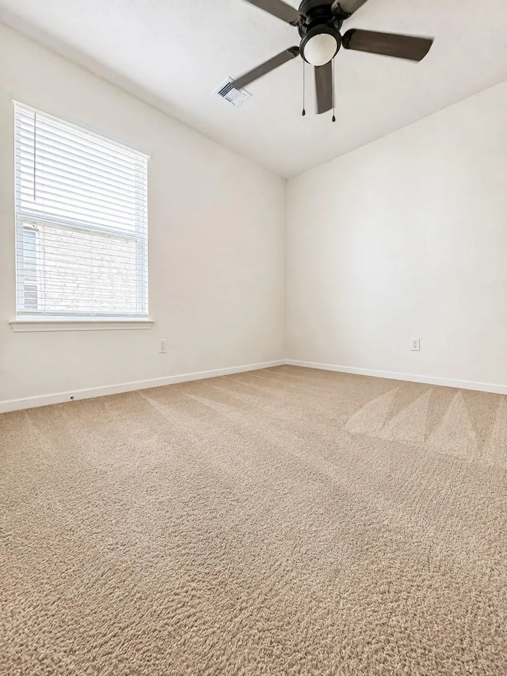 1710 Vista Luna Drive Texas City, TX 77591