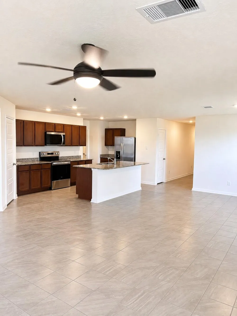 1710 Vista Luna Drive Texas City, TX 77591