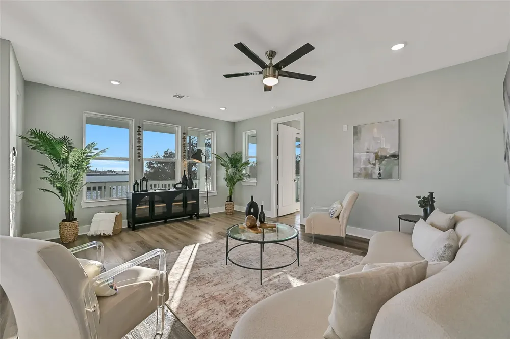 1519 Bayou Shore Drive Galveston, TX 77551
