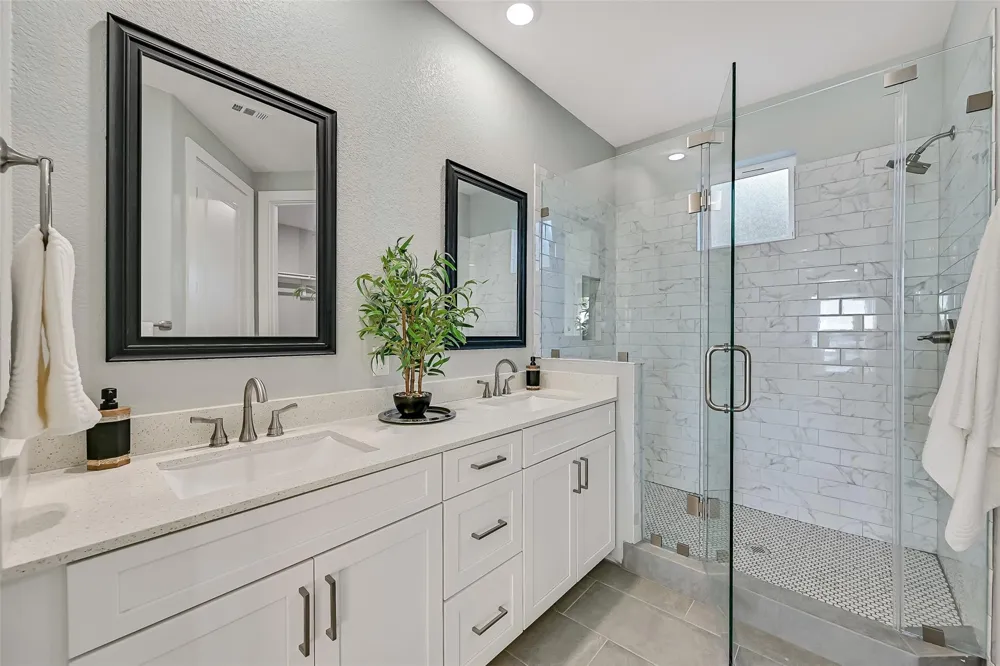 1519 Bayou Shore Drive Galveston, TX 77551