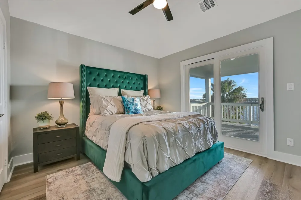 1519 Bayou Shore Drive Galveston, TX 77551