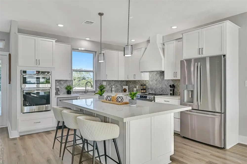1519 Bayou Shore Drive Galveston, TX 77551