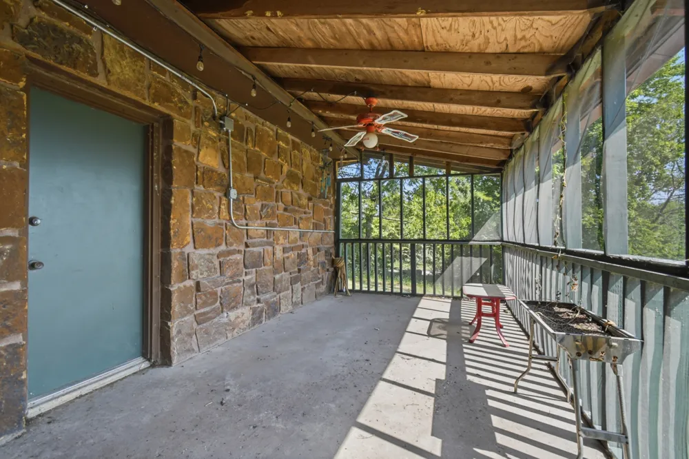 6160 Acacia Road Okmulgee, OK 74447