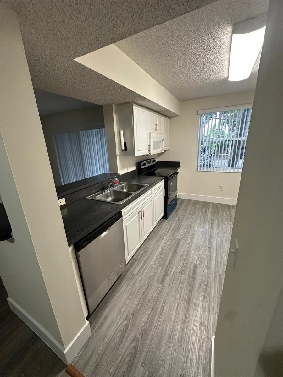 9630 NW 2nd Street #107 Pembroke Pines, FL 33024