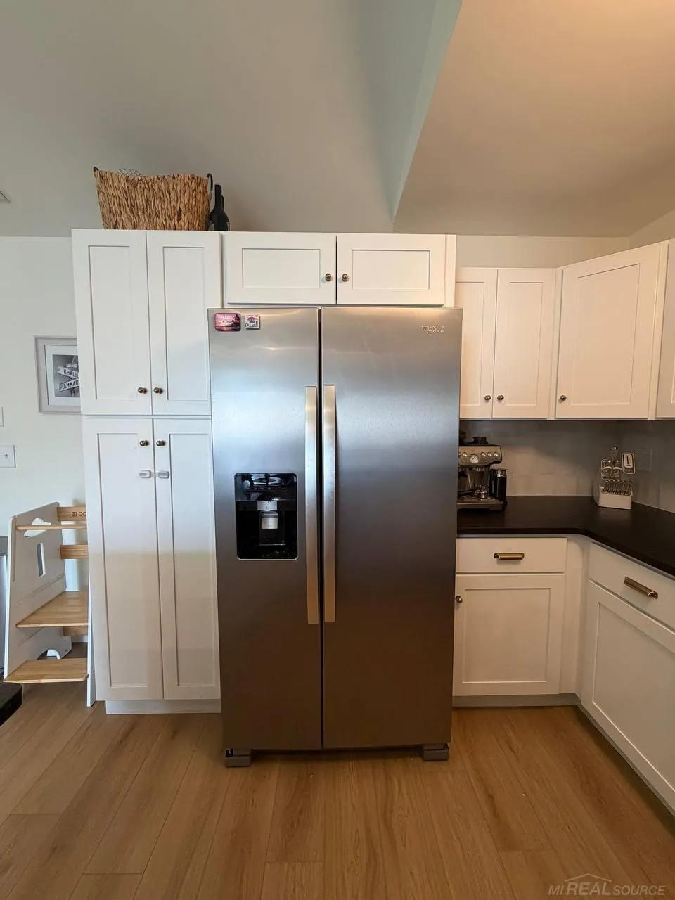 45543 Hidden view Court Utica City, MI 48315