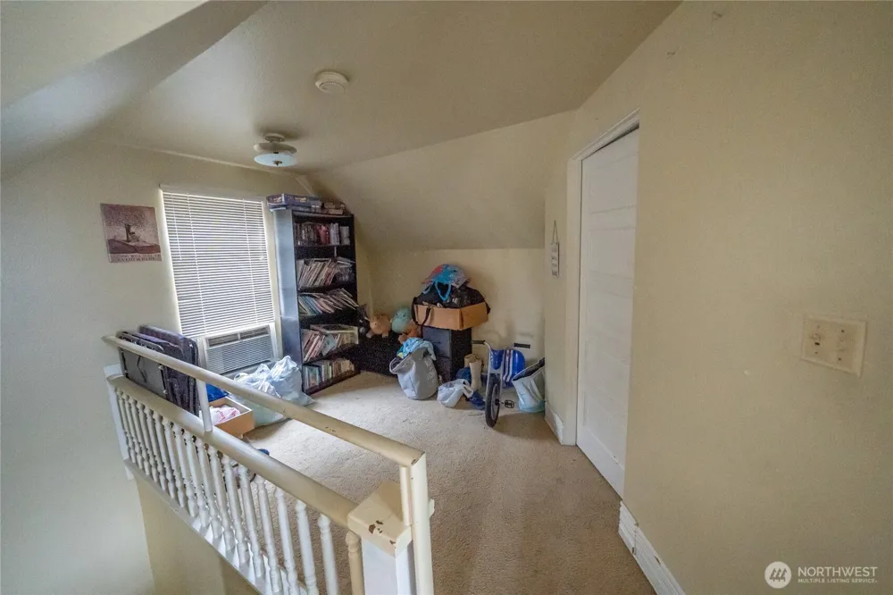 105 E 2nd Street Aberdeen, WA 98520