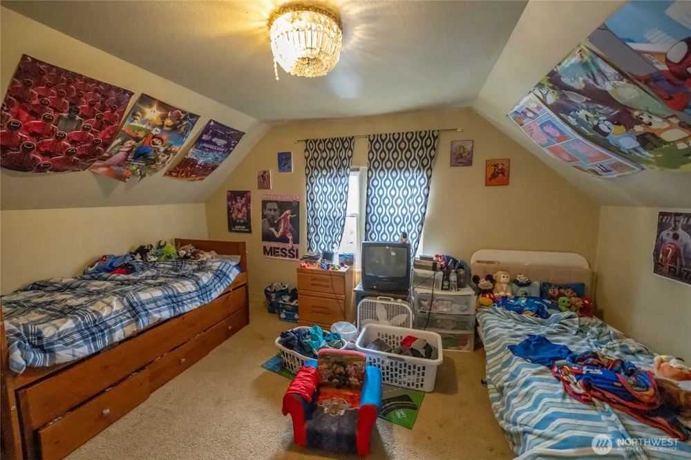 105 E 2nd Street Aberdeen, WA 98520