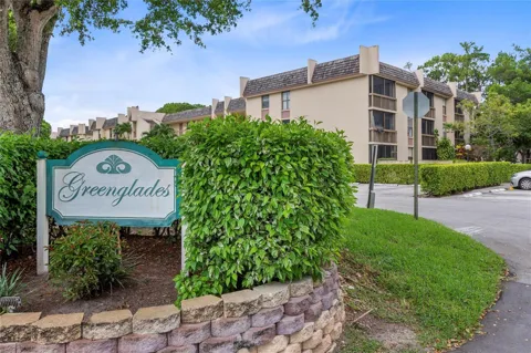 8429 Forest Hills Drive #304