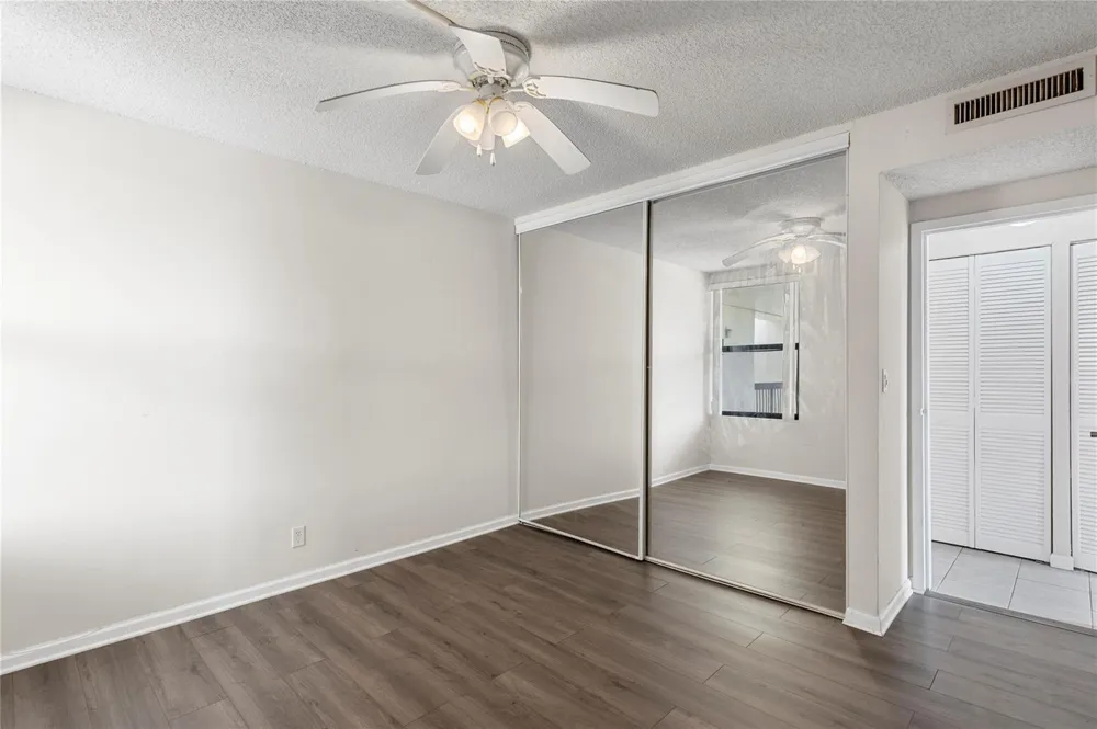 8429 Forest Hills Drive #304 Coral Springs, FL 33065