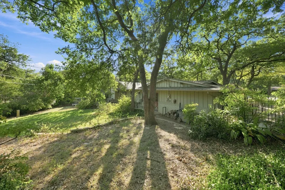 5744 Danciger Drive Fort Worth, TX 76112