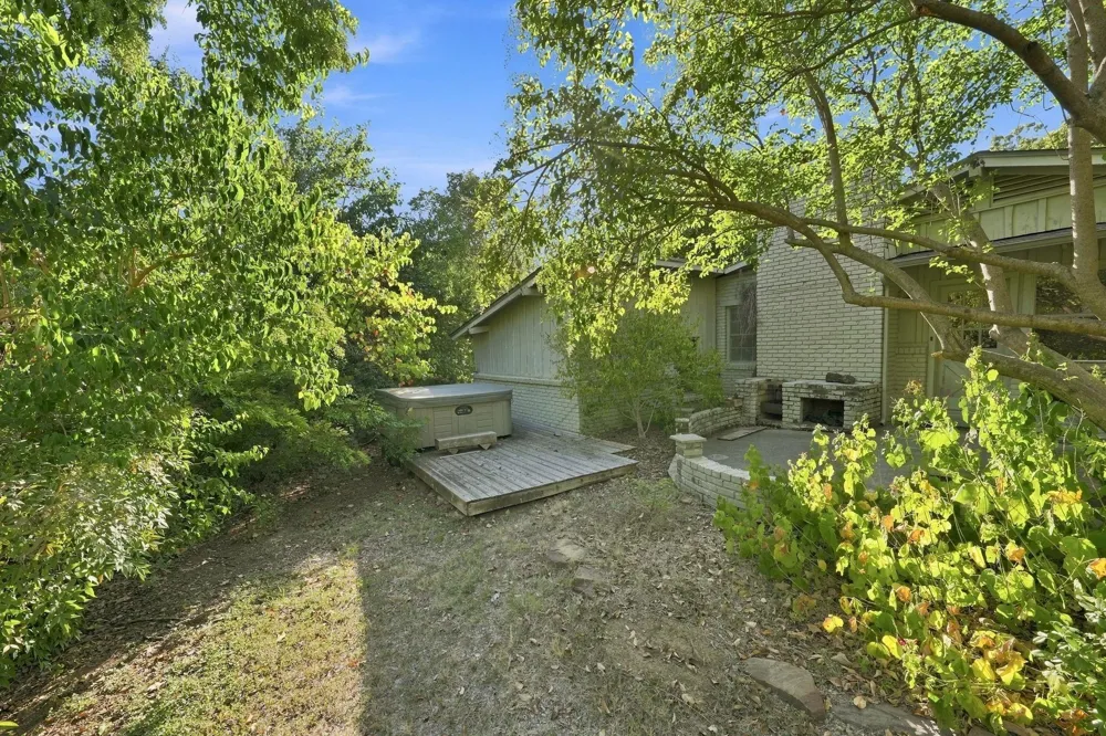 5744 Danciger Drive Fort Worth, TX 76112