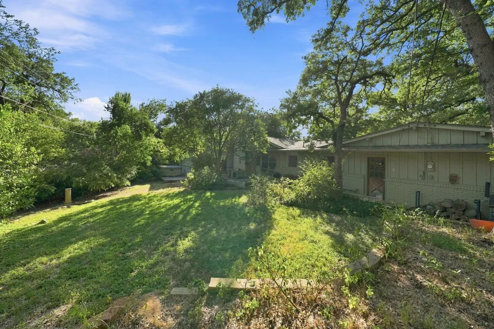 5744 Danciger Drive Fort Worth, TX 76112