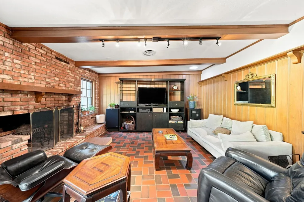 5744 Danciger Drive Fort Worth, TX 76112