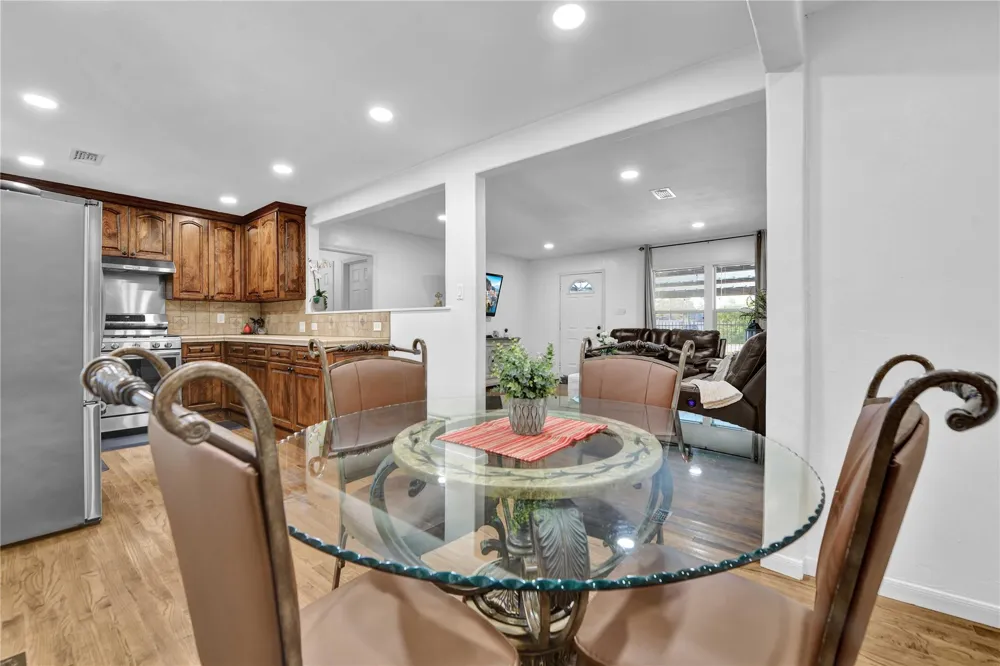 16326 Bear Bayou Drive Channelview, TX 77530