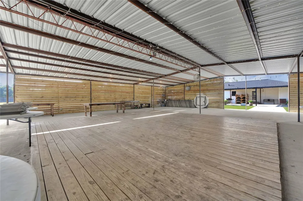 16326 Bear Bayou Drive Channelview, TX 77530