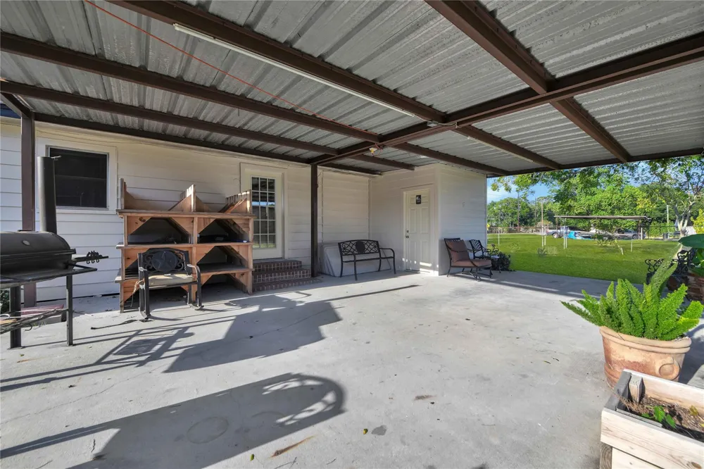 16326 Bear Bayou Drive Channelview, TX 77530