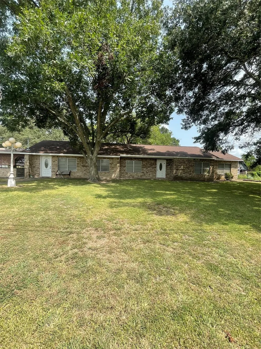 1840 Loop 522 Ganado, TX 77962
