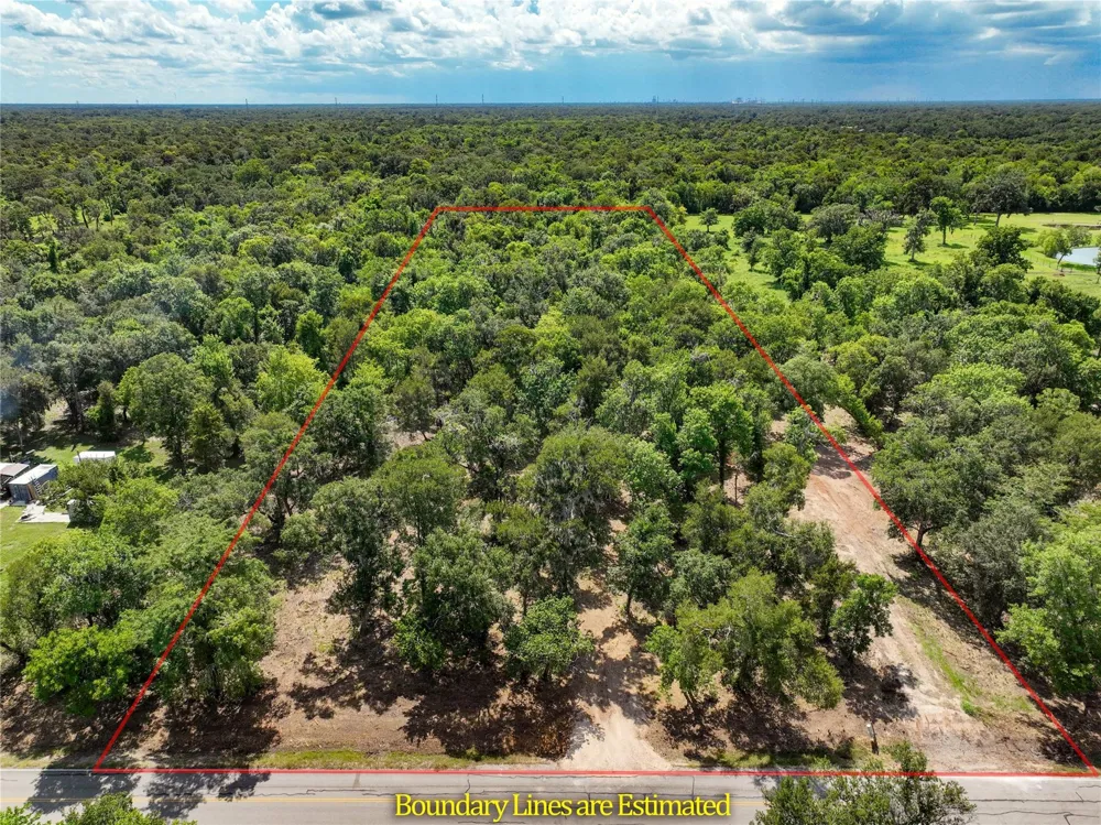 2289 Cr-851 Brazoria, TX 77422
