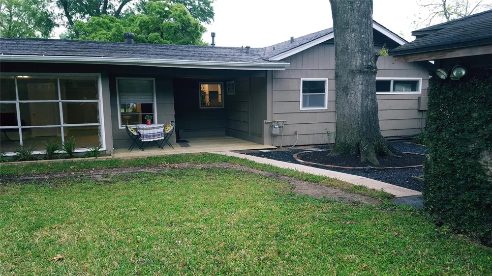 105 Marrakech Court Bellaire, TX 77401