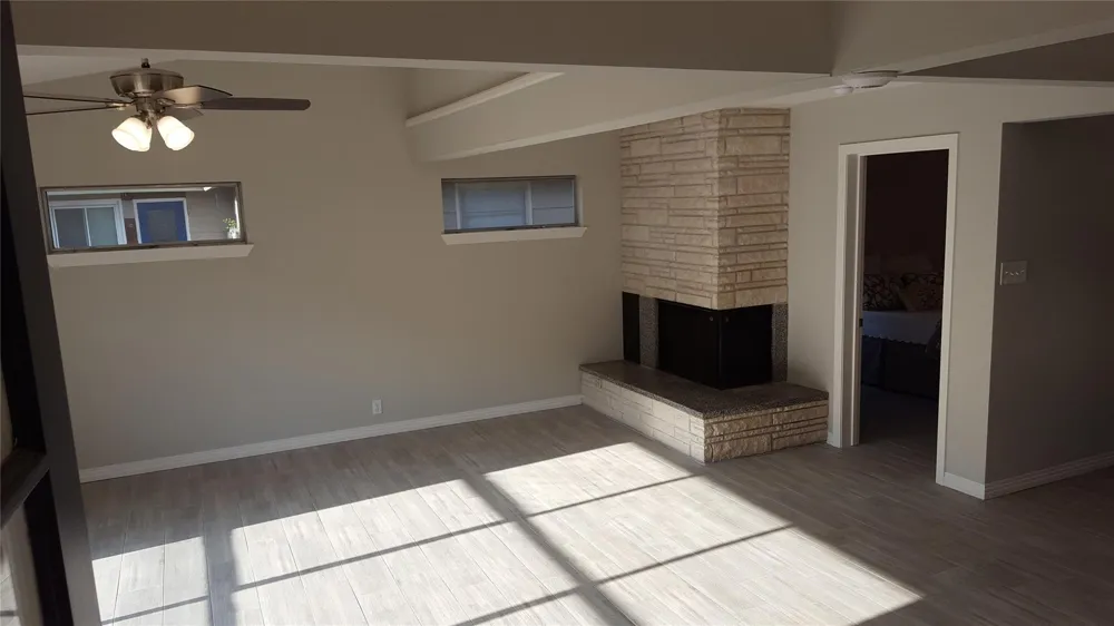 105 Marrakech Court Bellaire, TX 77401