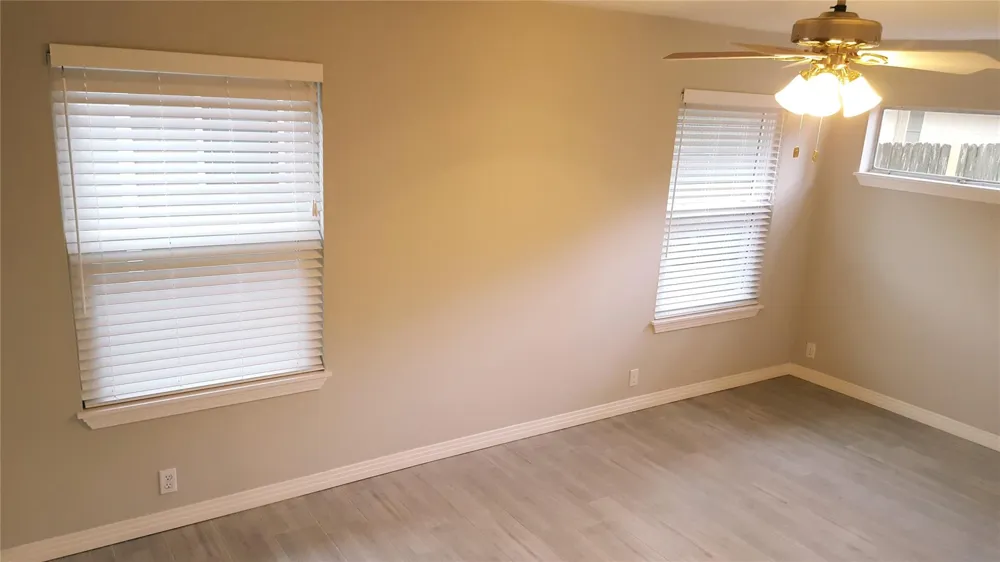105 Marrakech Court Bellaire, TX 77401
